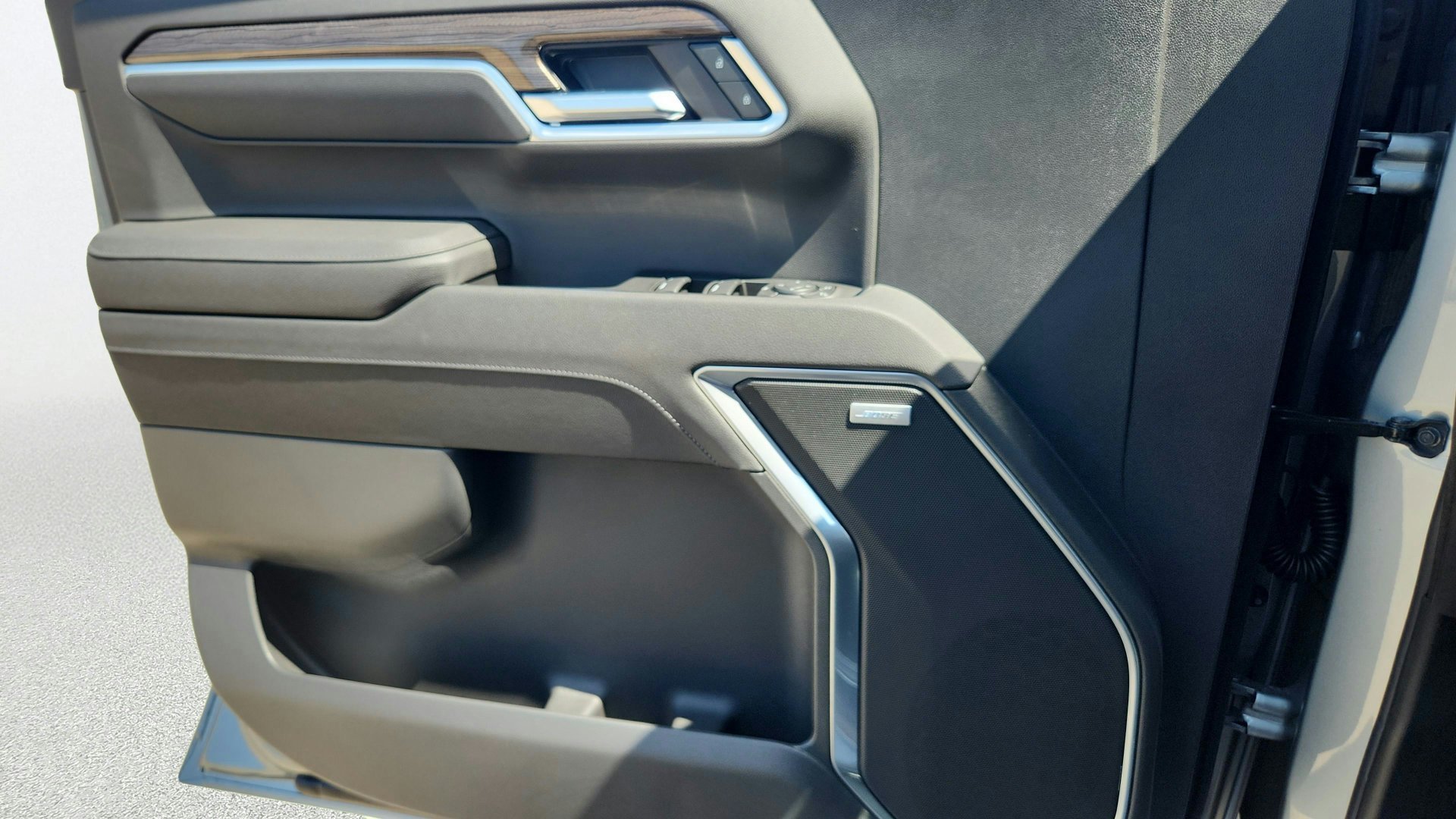 New 2026 Sterling Gray Metallic Chevrolet RST image 19