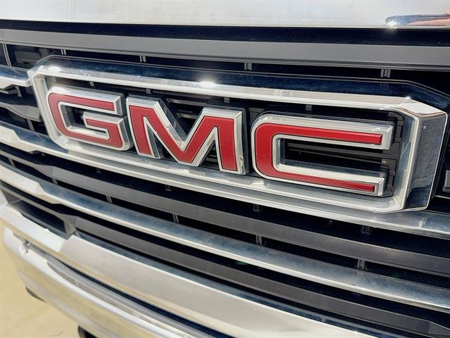 Used 2024 Summit White GMC SLE image 28