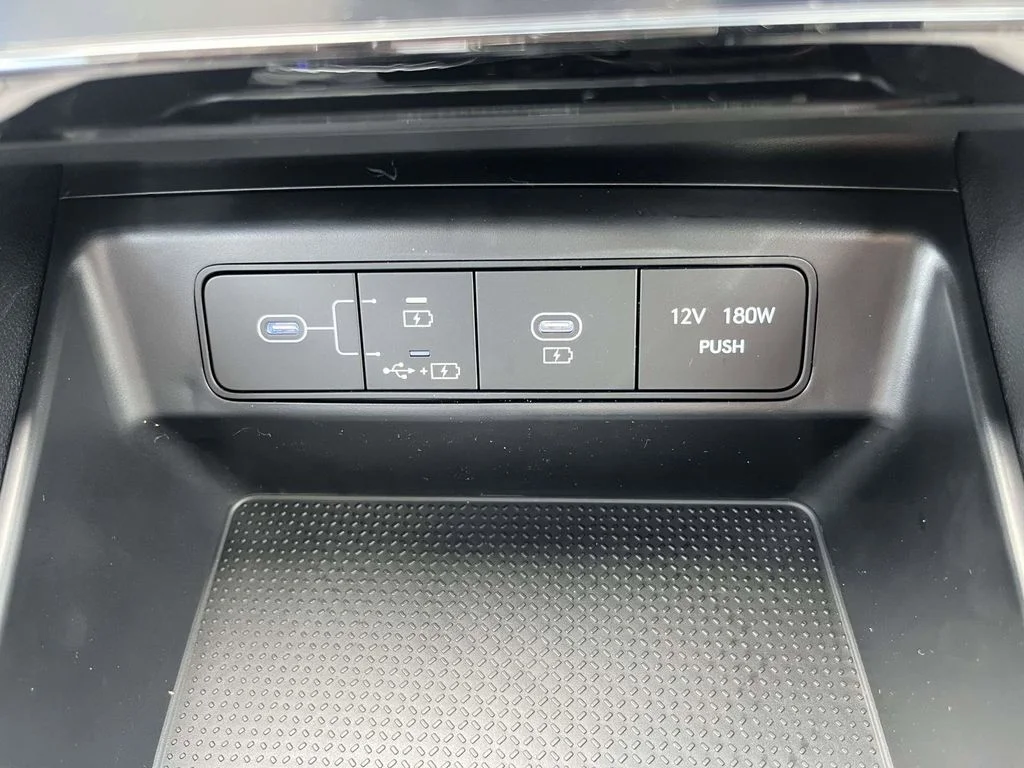 New 2026 Black Hyundai SEL image 17