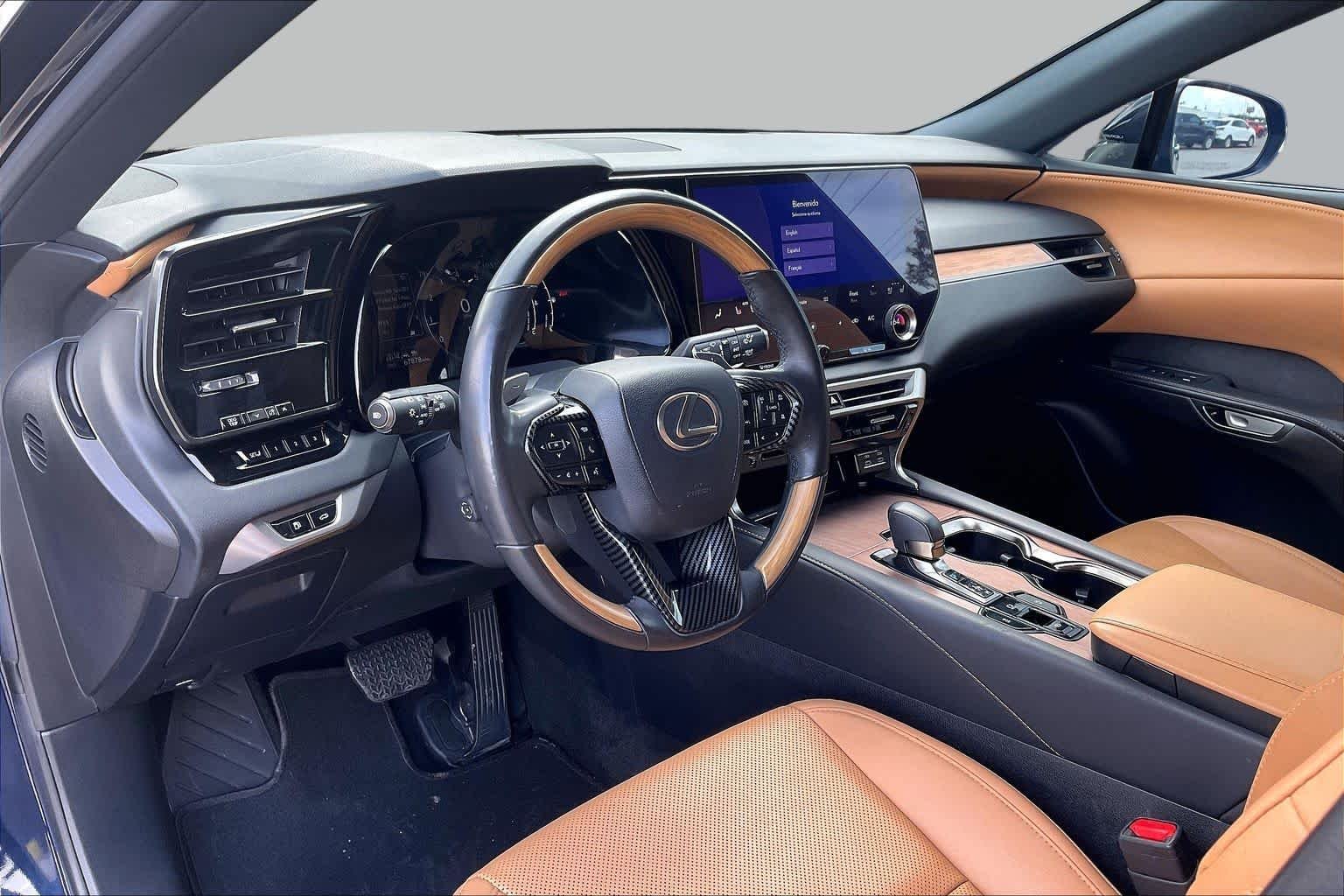 Used 2023 Nightfall Mica Lexus Premium image 17
