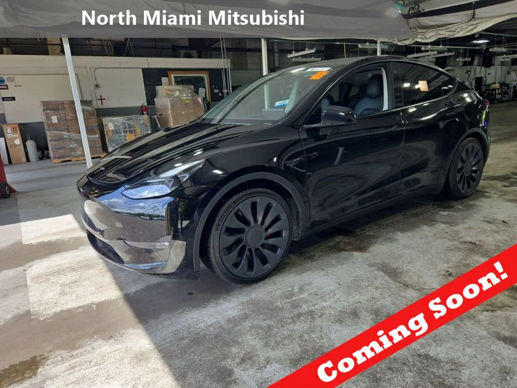 2022 Tesla Model Y Performance Dual Motor All-Wheel Drive's photo