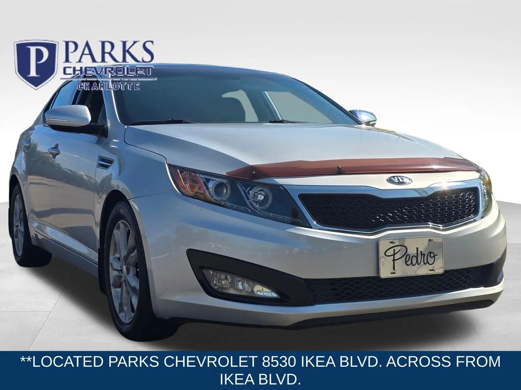 Used 2013 Silver Kia EX image 1