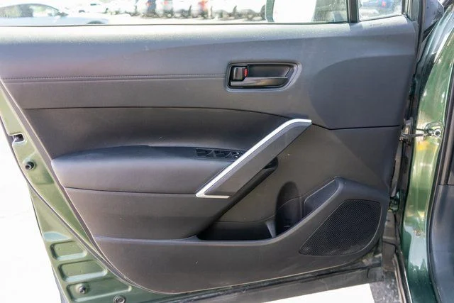 Used 2023  Toyota LE image 17