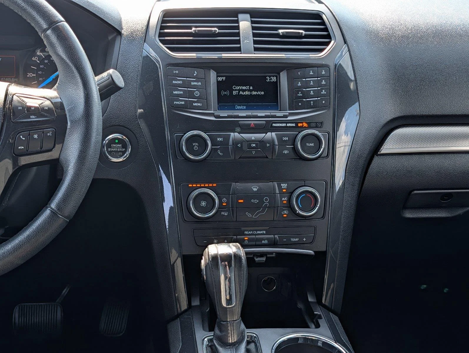 Used 2018 Shadow Black Ford XLT image 27