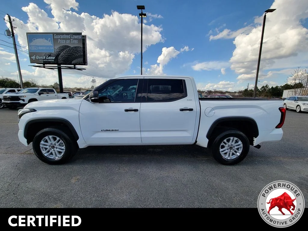 Used 2023 White Toyota SR5 image 3