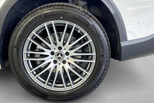 New 2026 Polar White Mercedes-Benz GLC 300 image 59