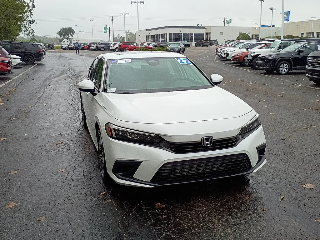 Certified Used 2022 WHITE Honda EX image 1