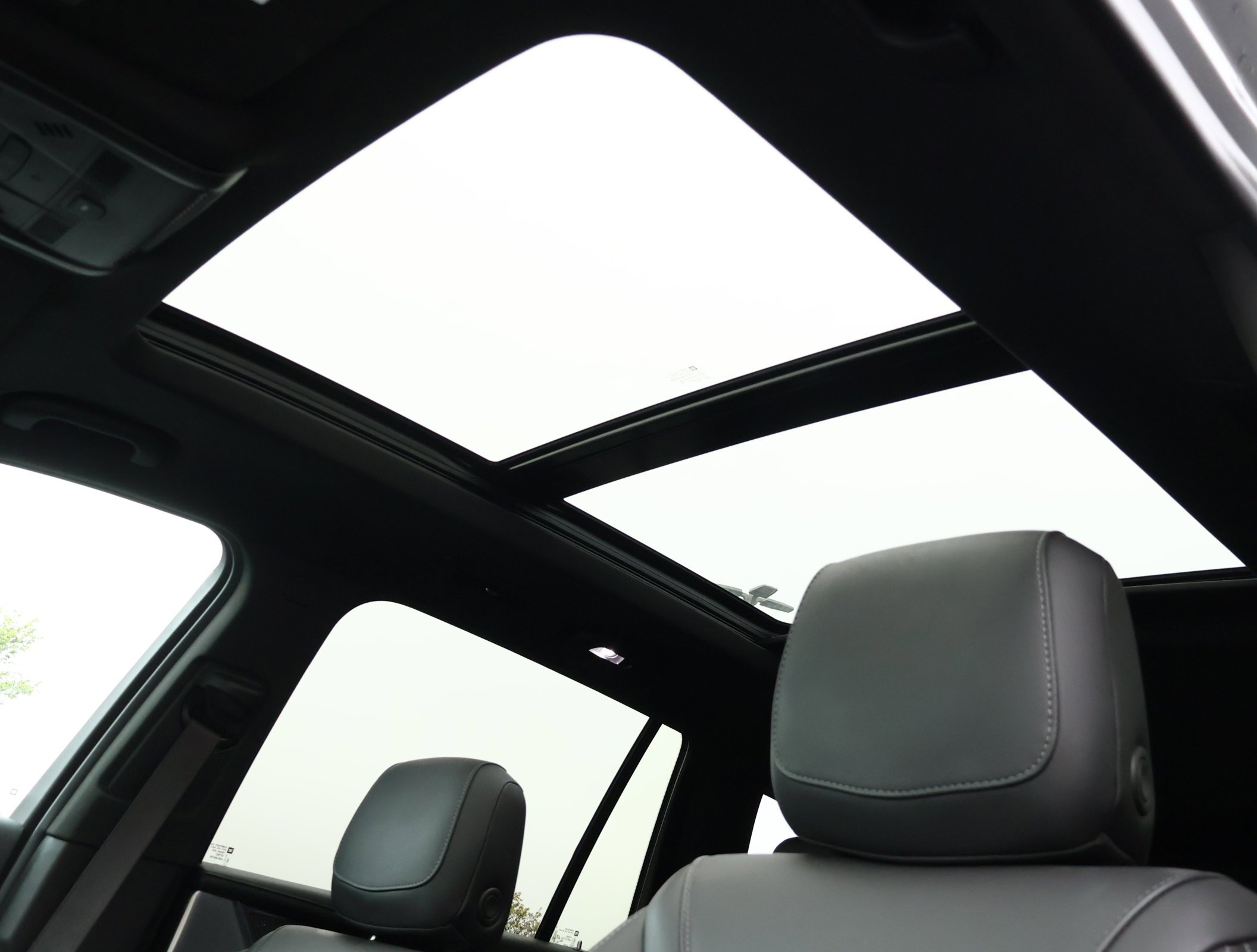 2024 Cadillac XT6 Sport - Photo 24