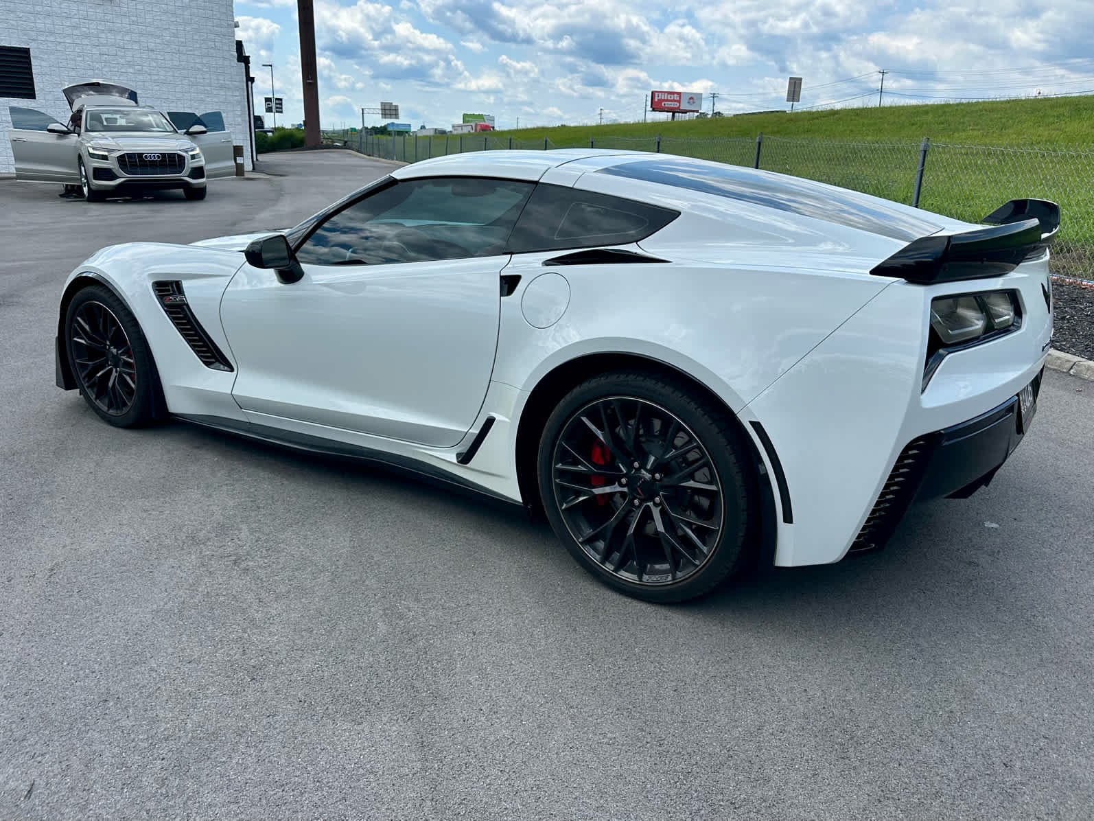 Used 2016 Arctic White Chevrolet Z06 3LZ image 6