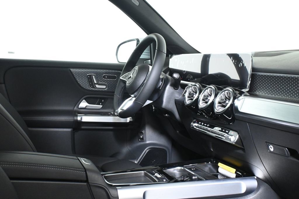 New 2026 Cirrus Silver Metallic Mercedes-Benz GLB 250 image 67