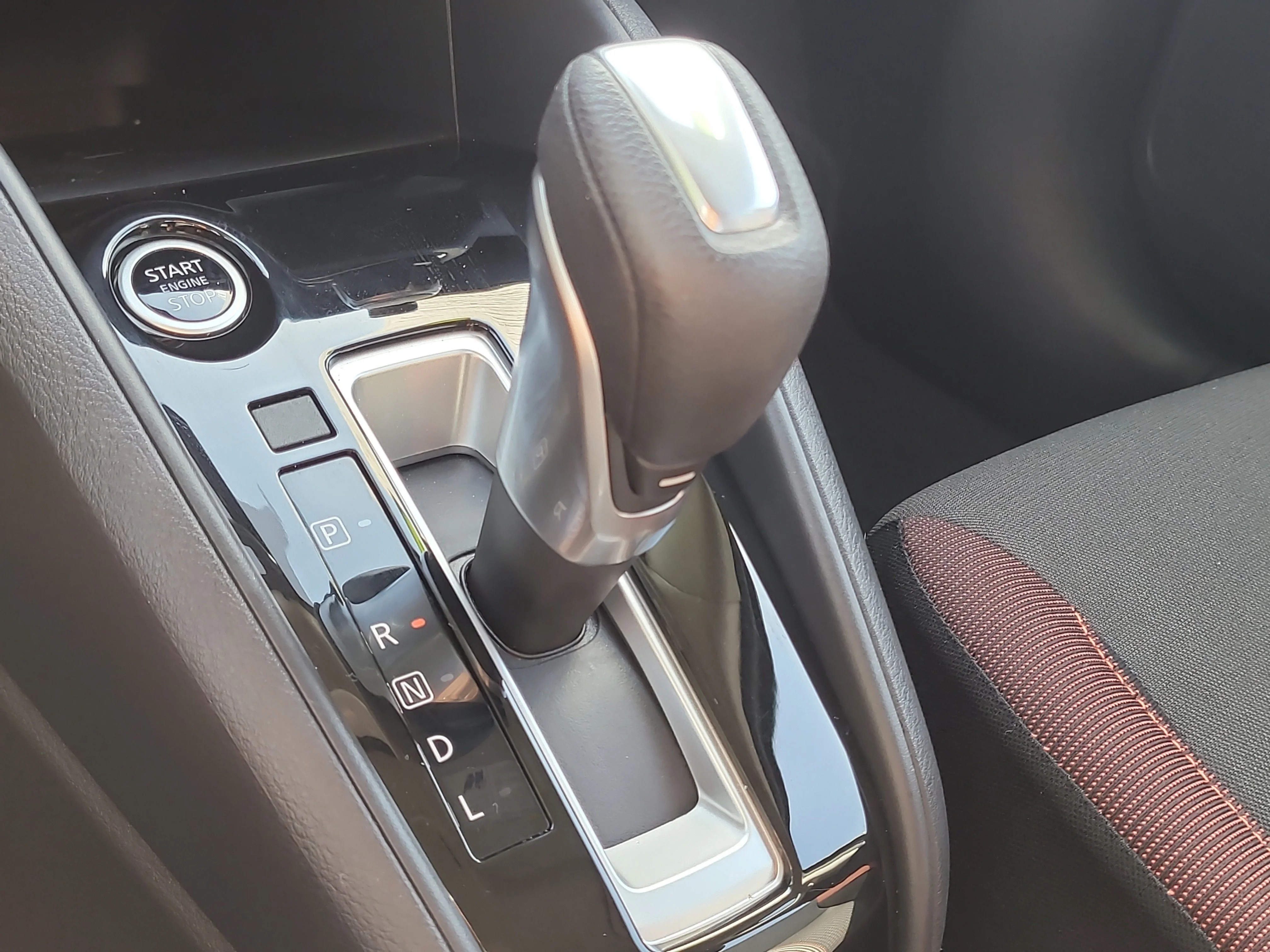 Used 2025 Gun Metallic Nissan SR image 23