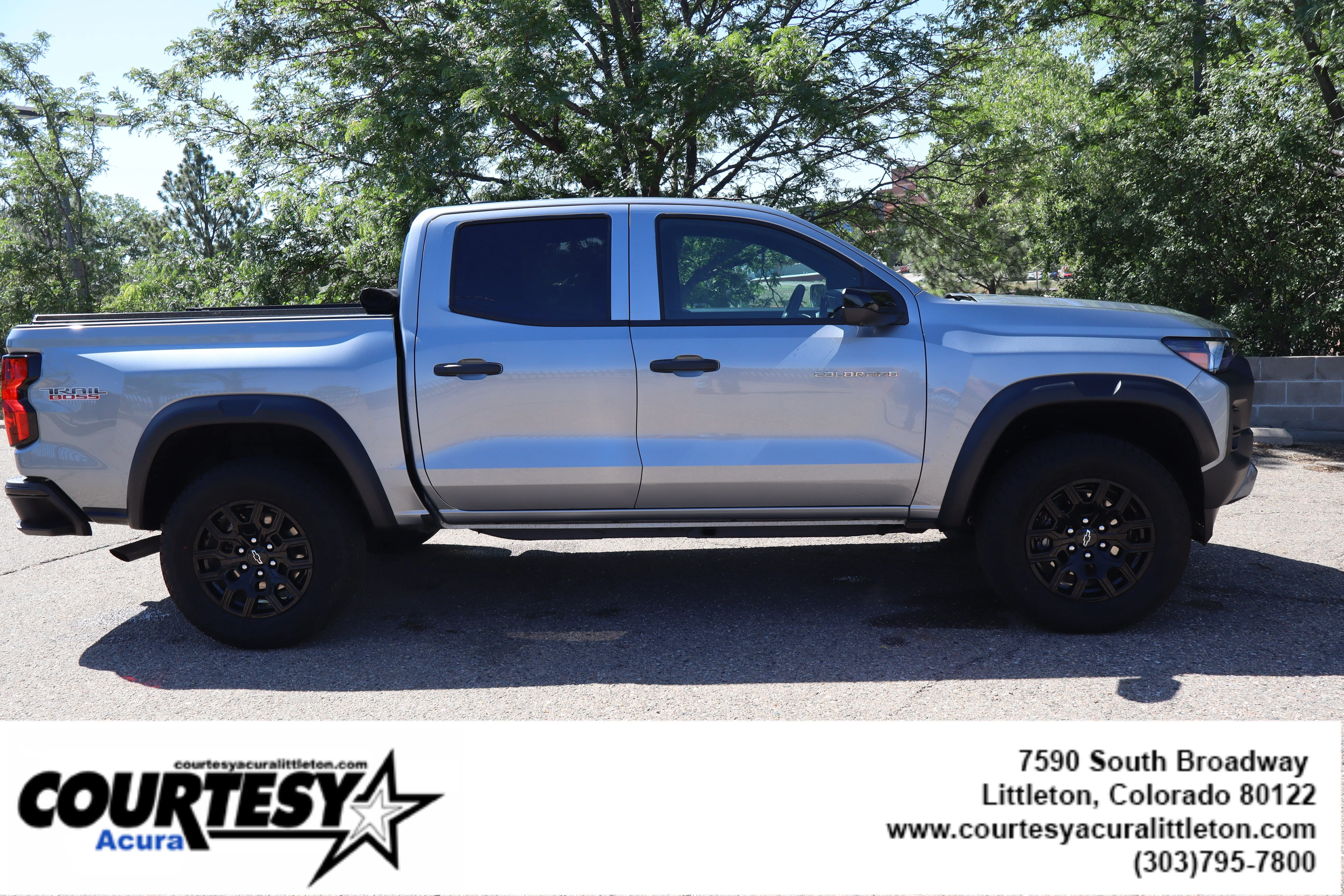 Used 2024 Sterling Gray Metallic Chevrolet 4WD Trail Boss image 7