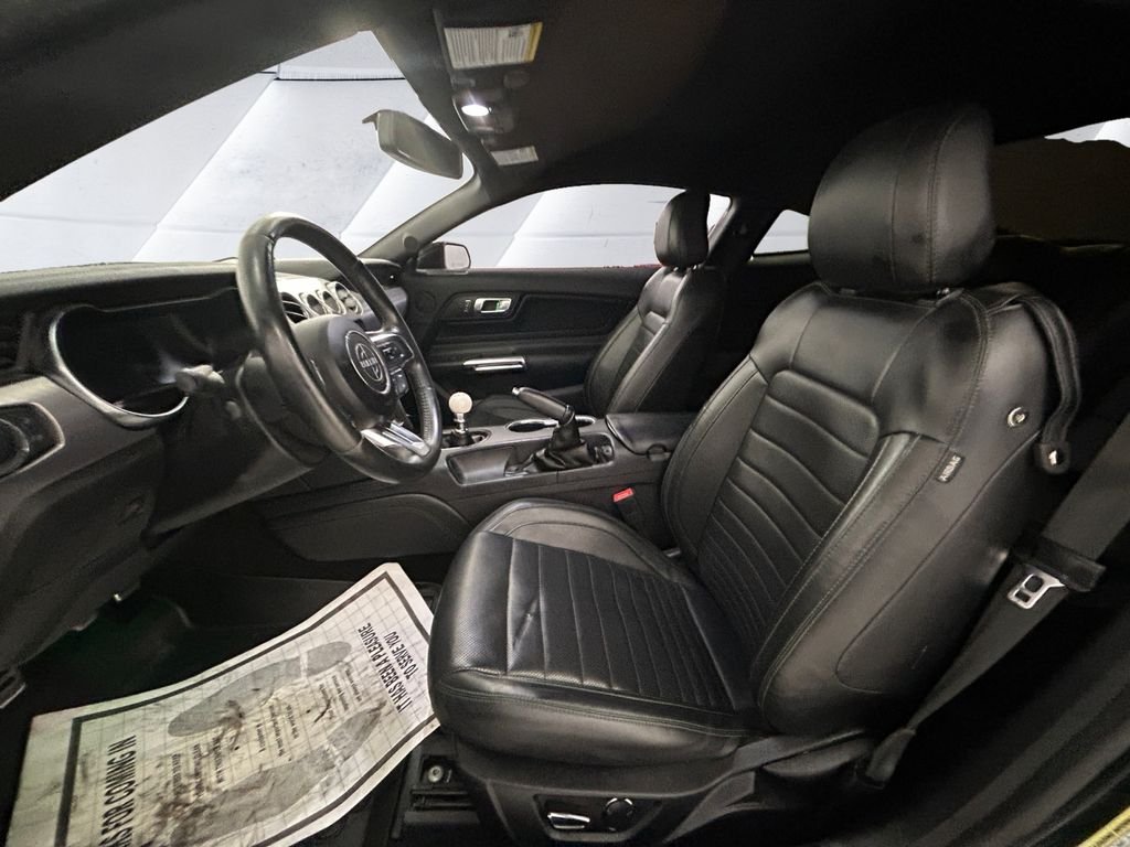 Used 2019 Green Ford Bullitt image 7