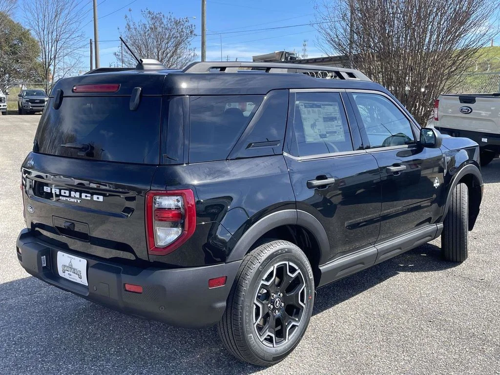 New 2026 Black Ford Outer Banks image 3
