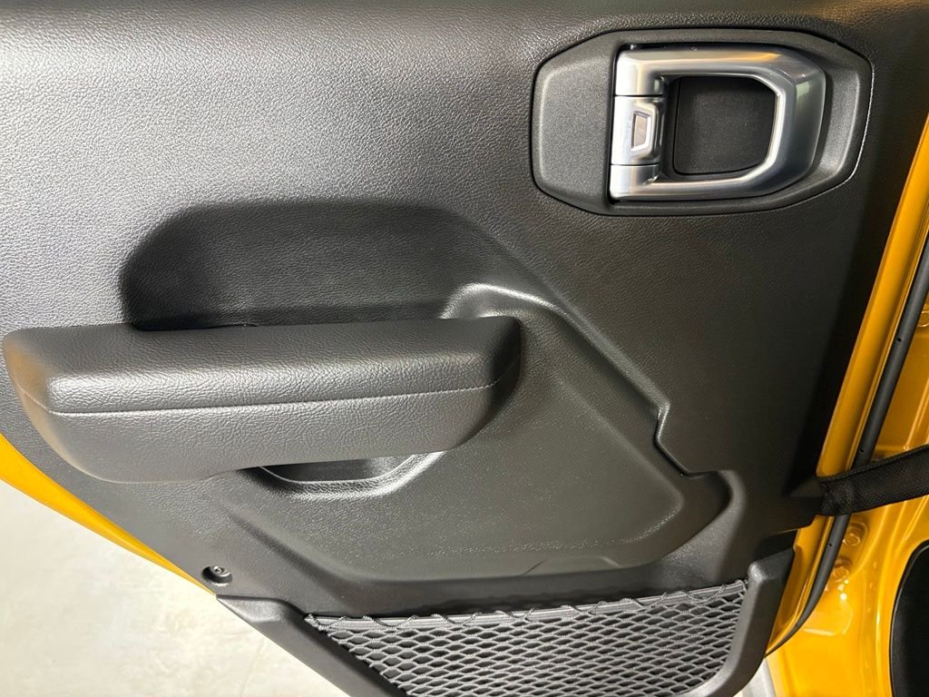 New 2026 Goldilocks (DISC) Jeep Mojave image 35