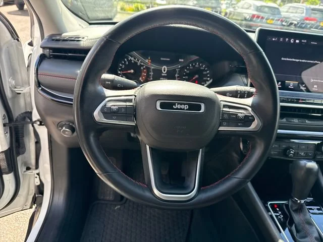 Used 2022 Bright White Clearcoat Jeep Trailhawk image 18