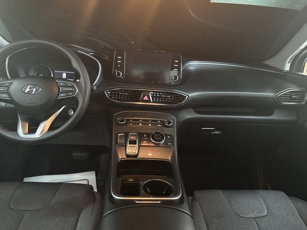 2023 Hyundai Santa Fe SE - Photo 18