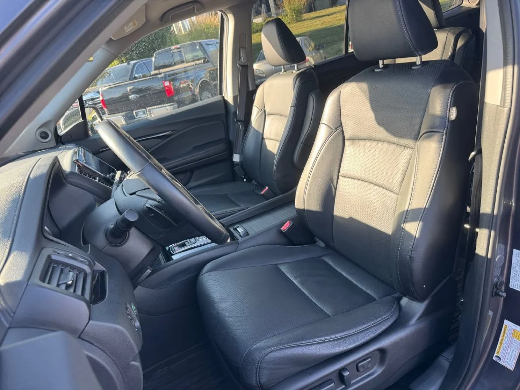 Certified Used 2022 Modern Steel Metallic Honda AWD ELITE image 43