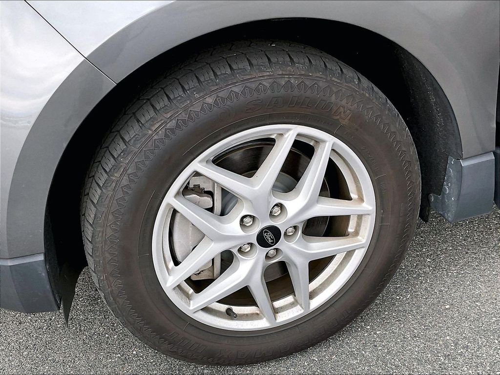 Used 2024 Gray Metallic Ford SEL image 7