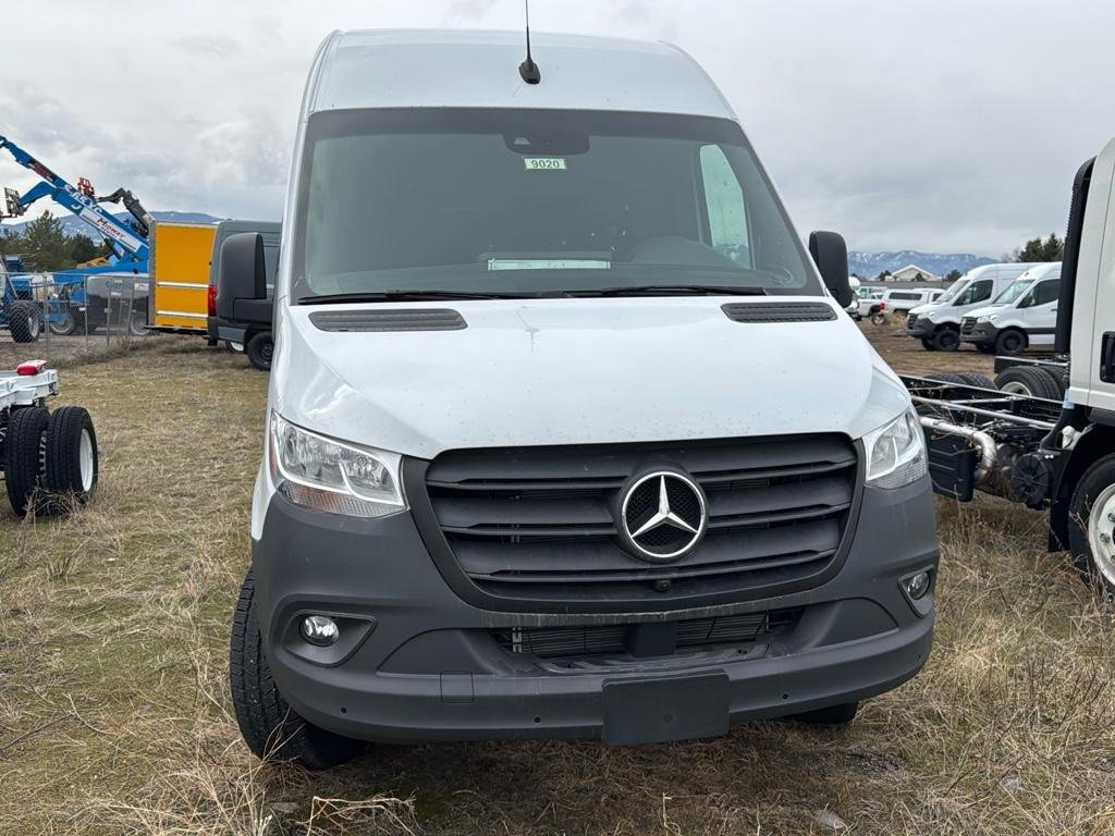 2024 Mercedes-Benz Sprinter Cargo Van Base