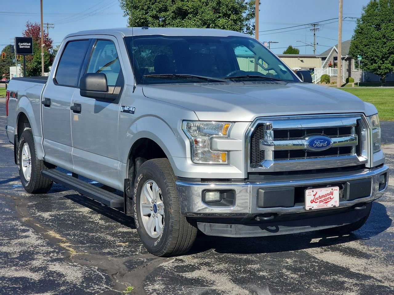Used 2015 Silver Ford XL image 1