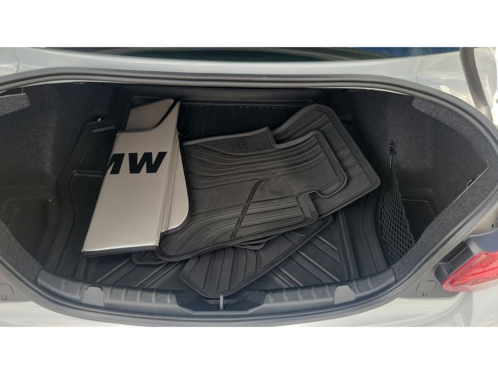 Used 2020 Silver BMW Competition image 9