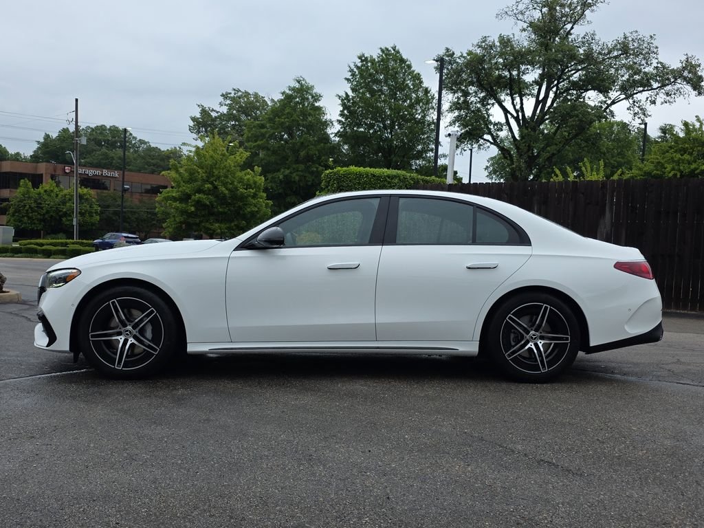 New 2026 White Mercedes-Benz E 350 image 2