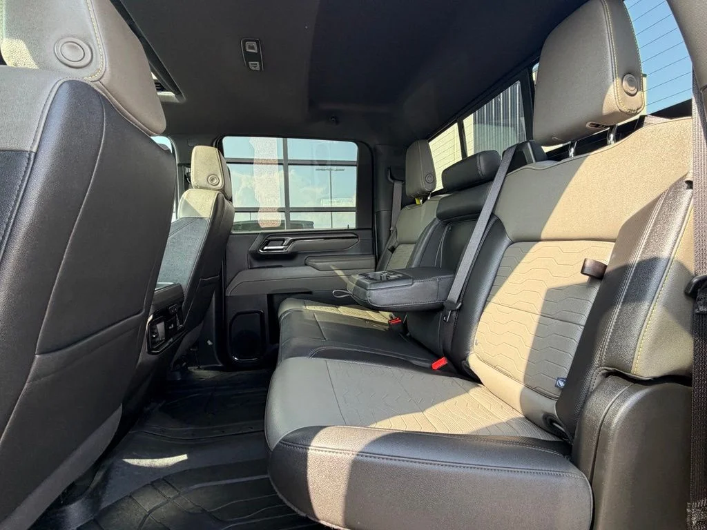 Used 2025 Gray Chevrolet ZR2 image 22