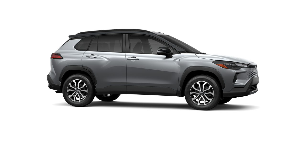 New 2026 Sonic Silver with Jet Black roof Toyota Hybrid SE image 15