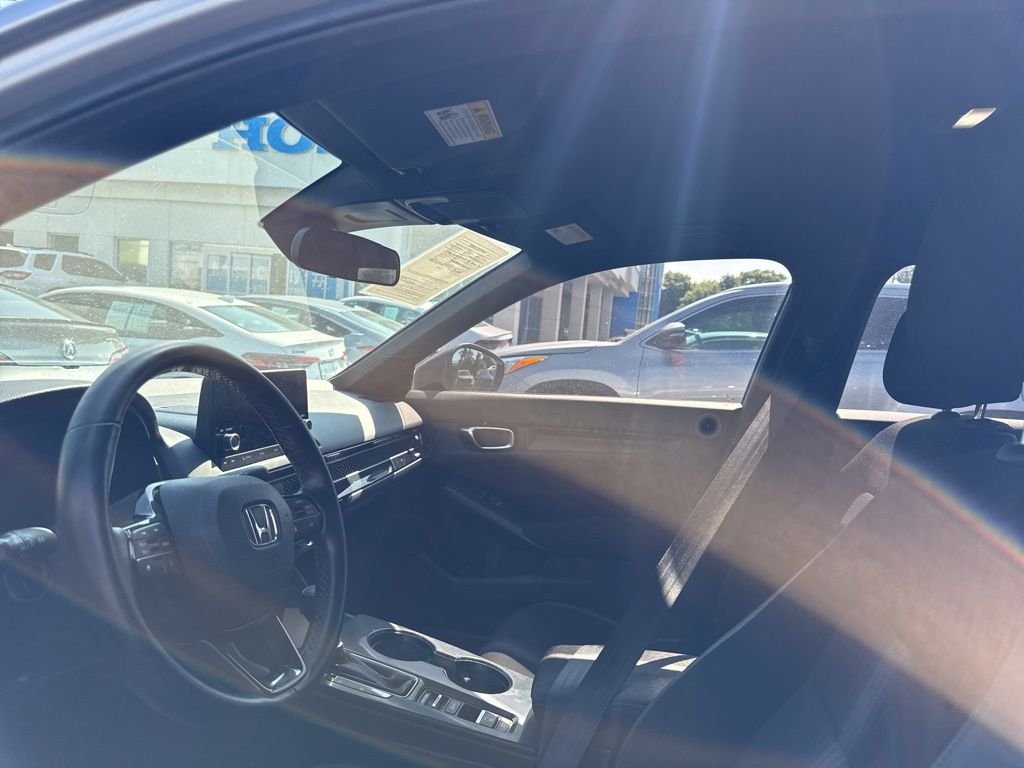 Used 2022  Honda Sport image 10