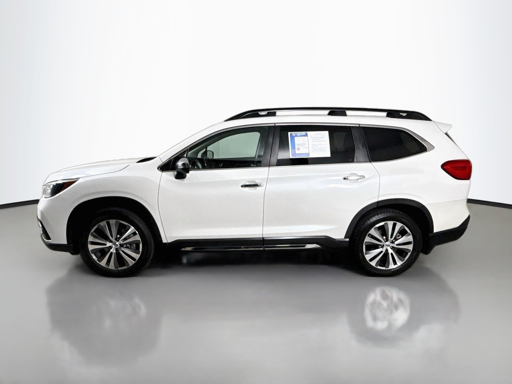 Used 2021 Crystal White Pearl Subaru Touring image 9
