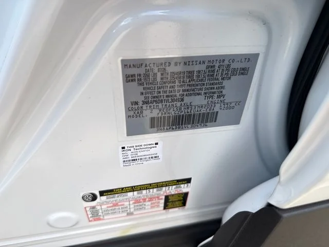 New 2027 Aspen White TriCoat / Super Black Two-tone Nissan SR image 28