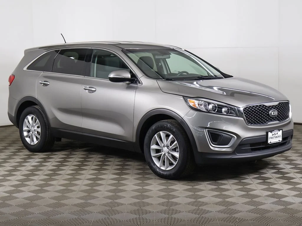 Used 2016 Kia Sorento L with VIN 5XYPG4A35GG124831 for sale in Streetsboro, OH