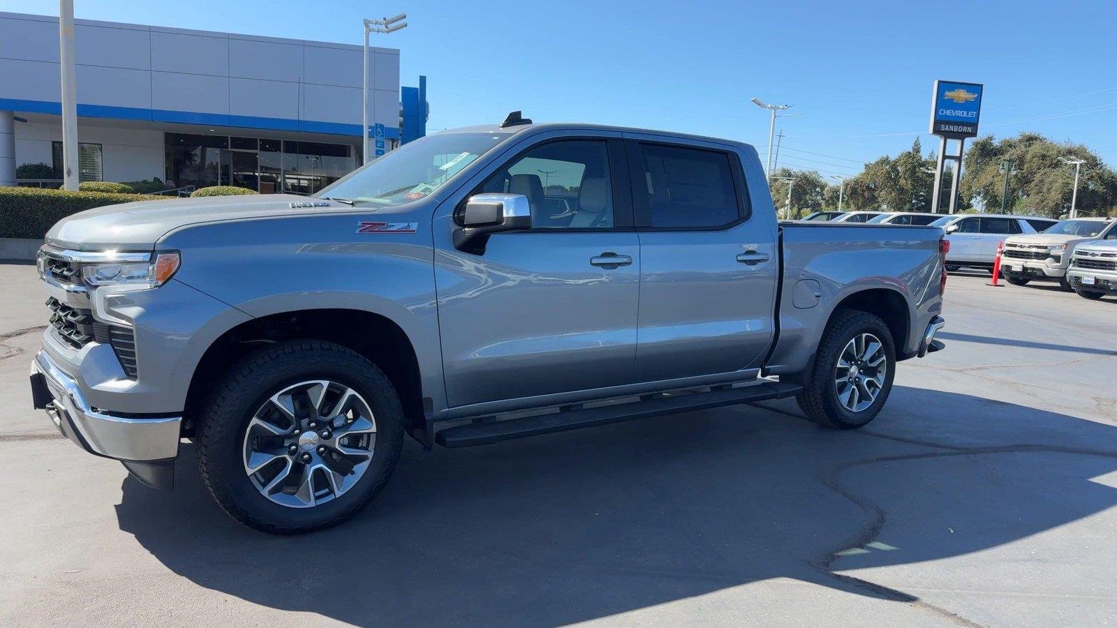 2026 Chevrolet Silverado 1500 LT - Photo 7