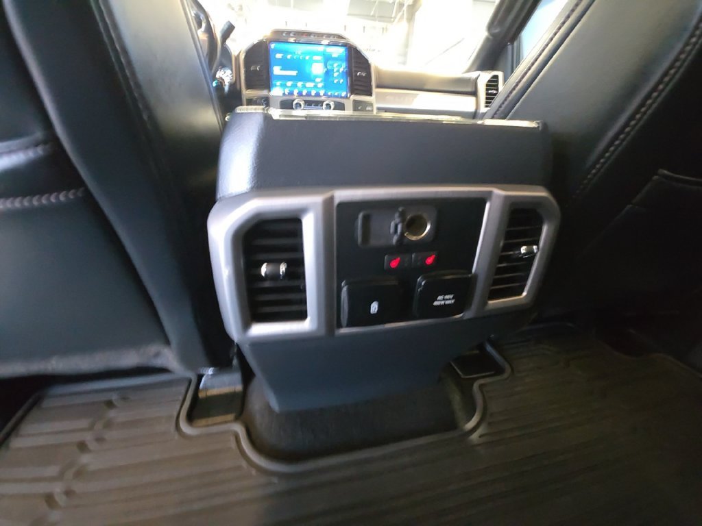 Used 2022 White Ford Platinum image 34