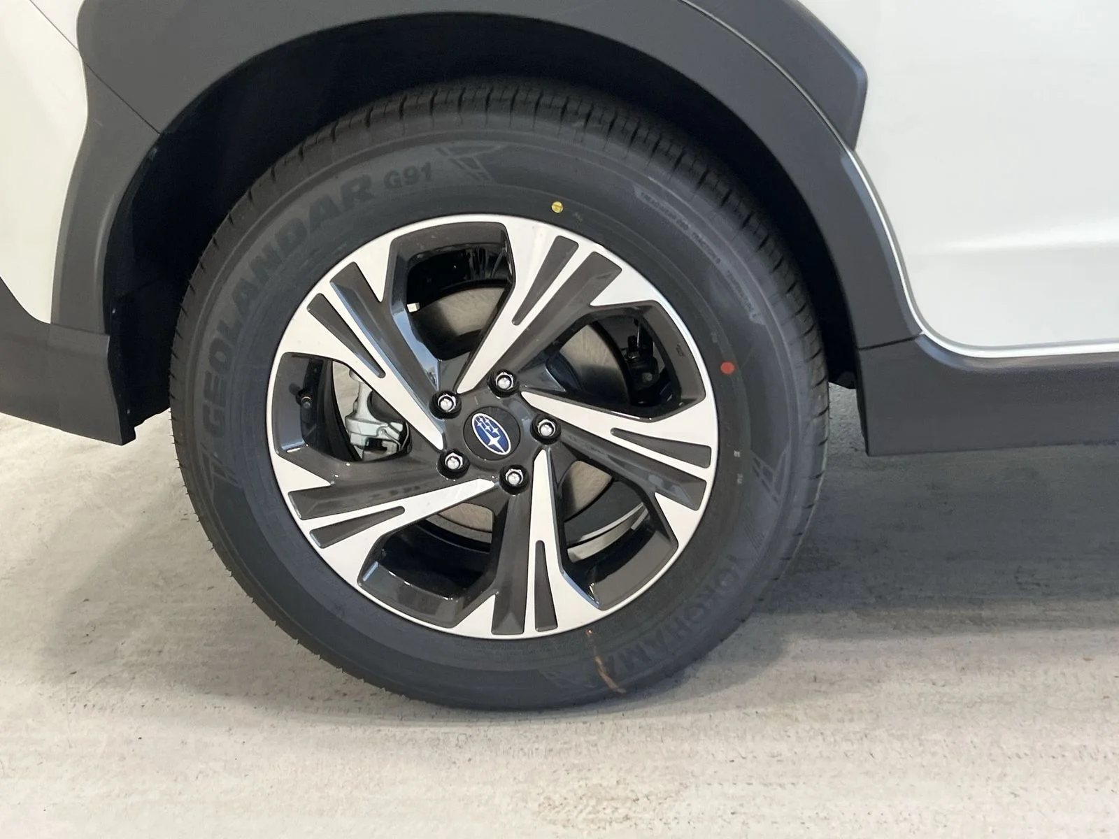 New 2026 CRYSTAL WHITE PEARL Subaru Premium image 10