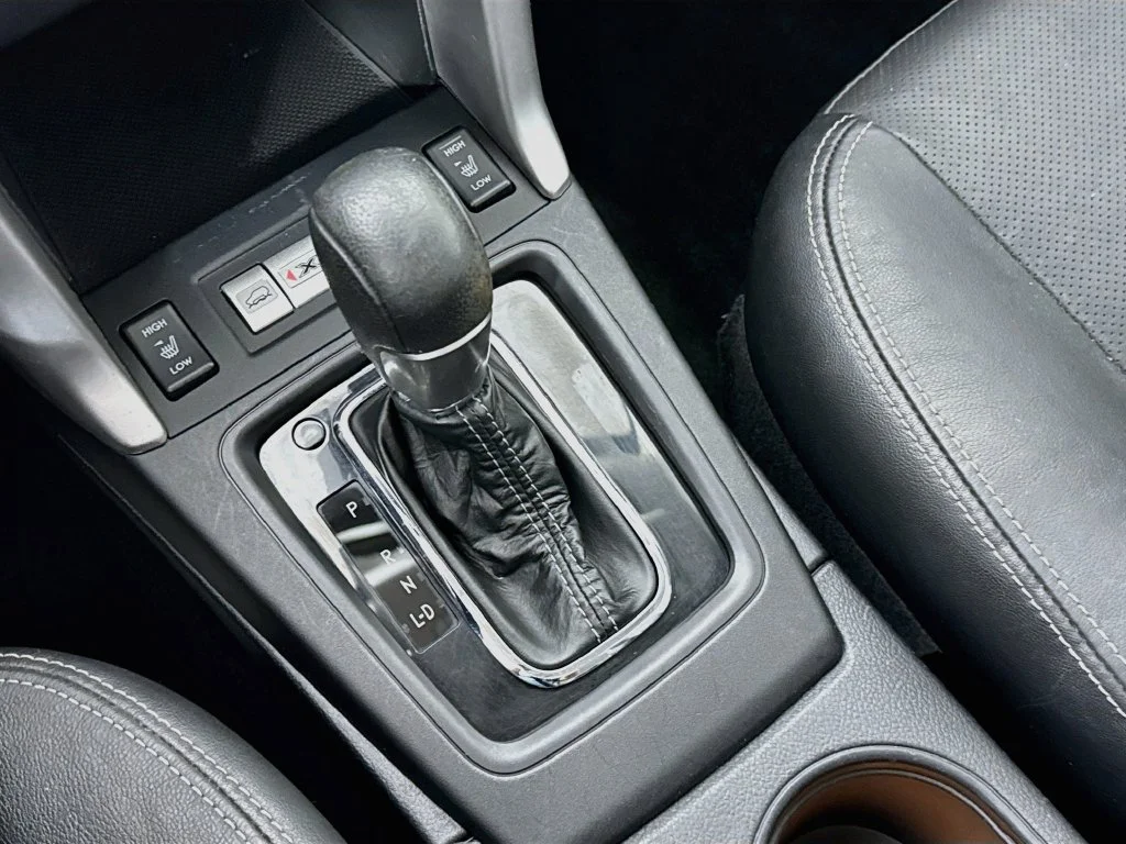 Used 2015 Silver Subaru 2.5i Touring image 20