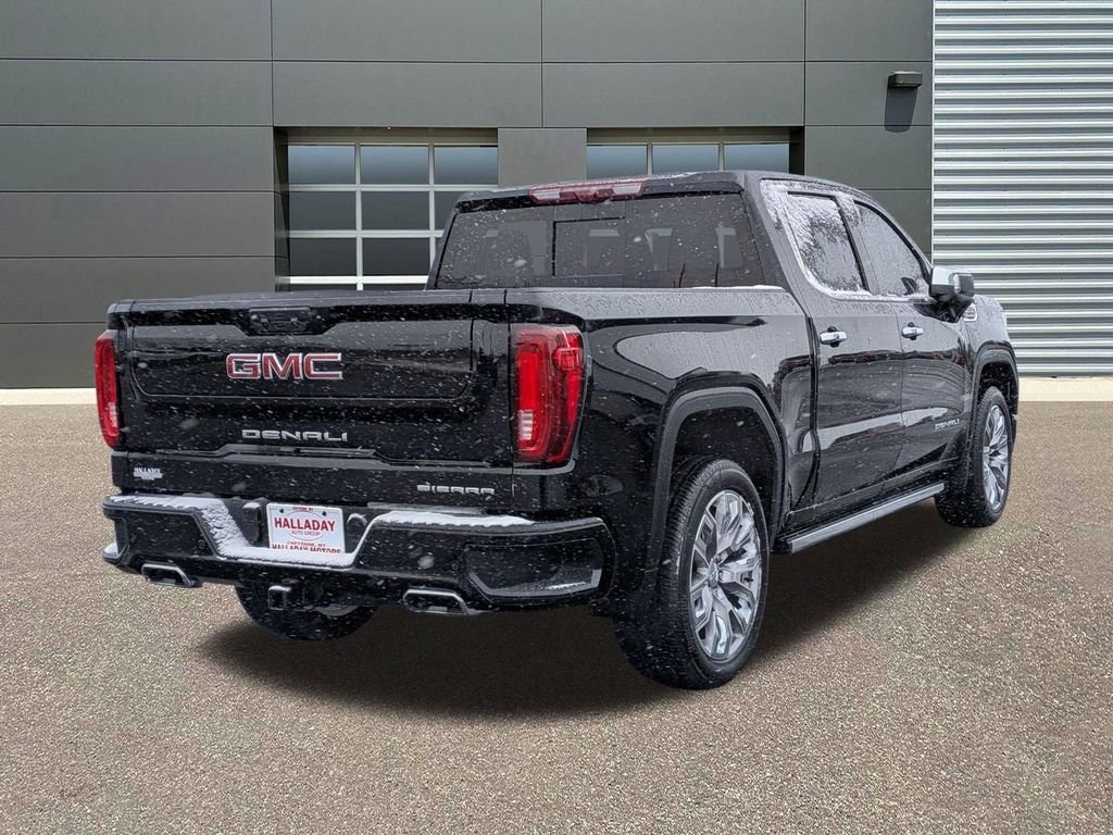 Certified Used 2025 Onyx Black GMC Denali image 5