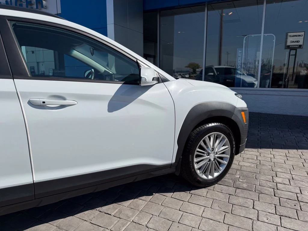 Used 2020 White Hyundai SEL image 13