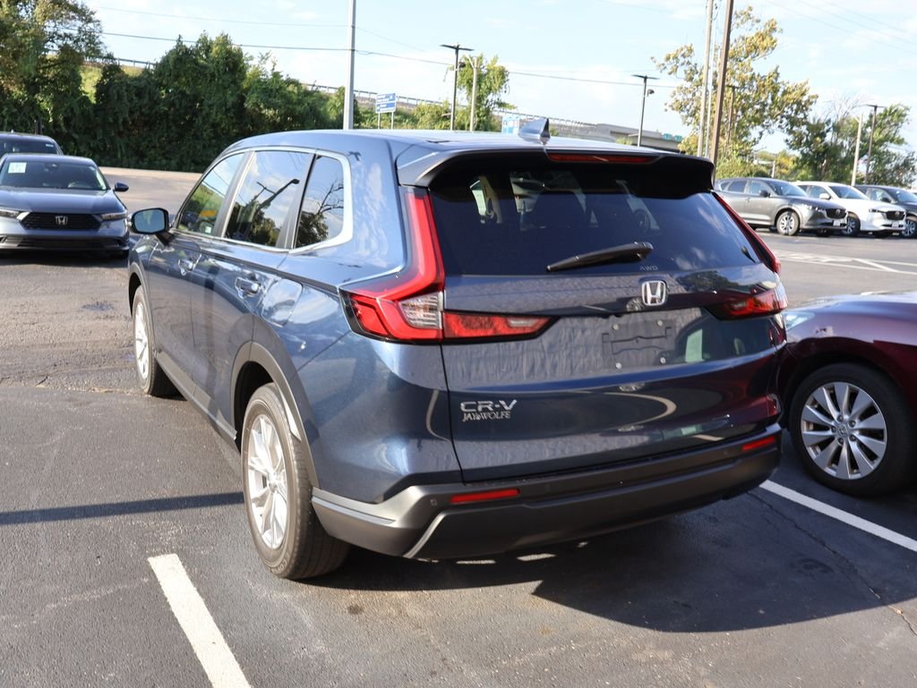 Used 2024  Honda EX-L image 5