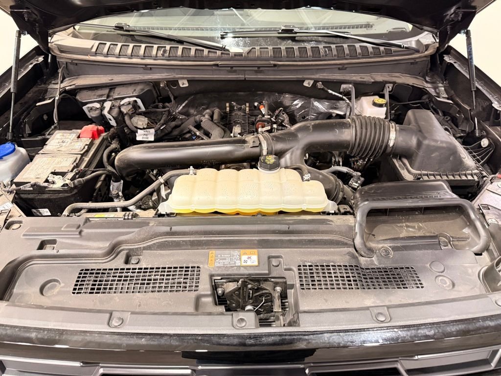 Used 2025 Gray Metallic Ford Active image 5