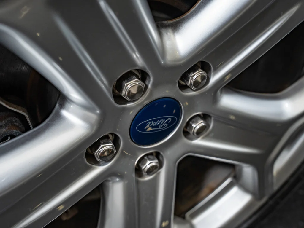 Used 2018 White Platinum Clearcoat Metallic Ford Titanium image 8