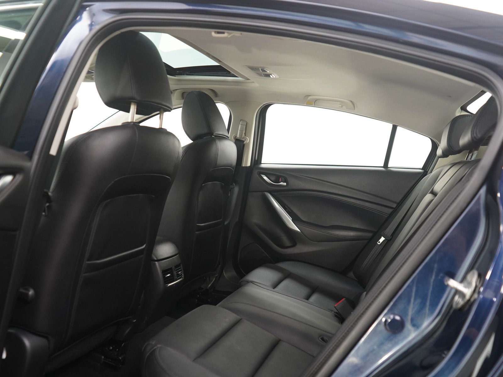 Used 2016 Deep Crystal Blue Mica Mazda i Touring image 16