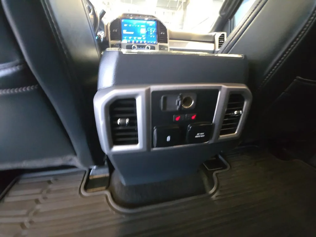 Used 2022 White Ford Platinum image 34