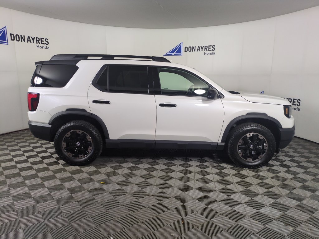 Certified Used 2026 Platinum White Pearl Honda TrailSport Elite image 11