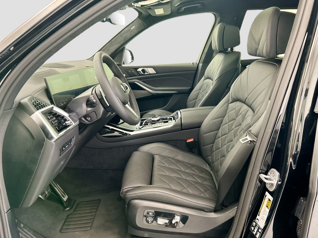 New 2027 Black Sapphire Metallic BMW xDrive40i image 18