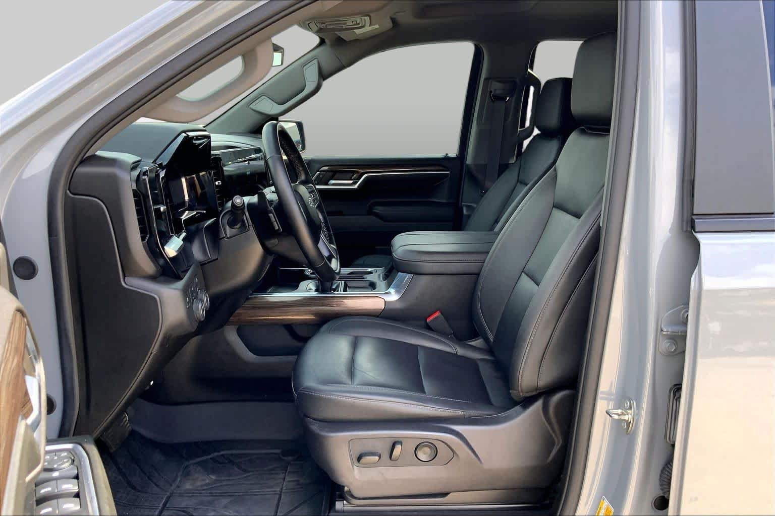 Used 2024 Slate Gray Metallic Chevrolet RST image 8