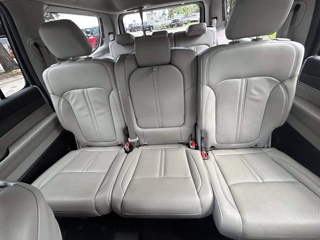 Used 2024 White Jeep Series II image 13