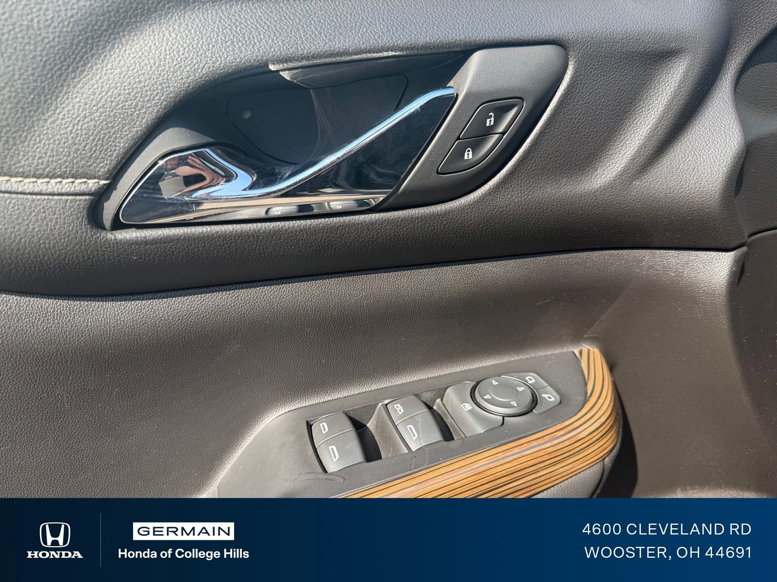 2023 GMC Acadia SLE - Photo 17