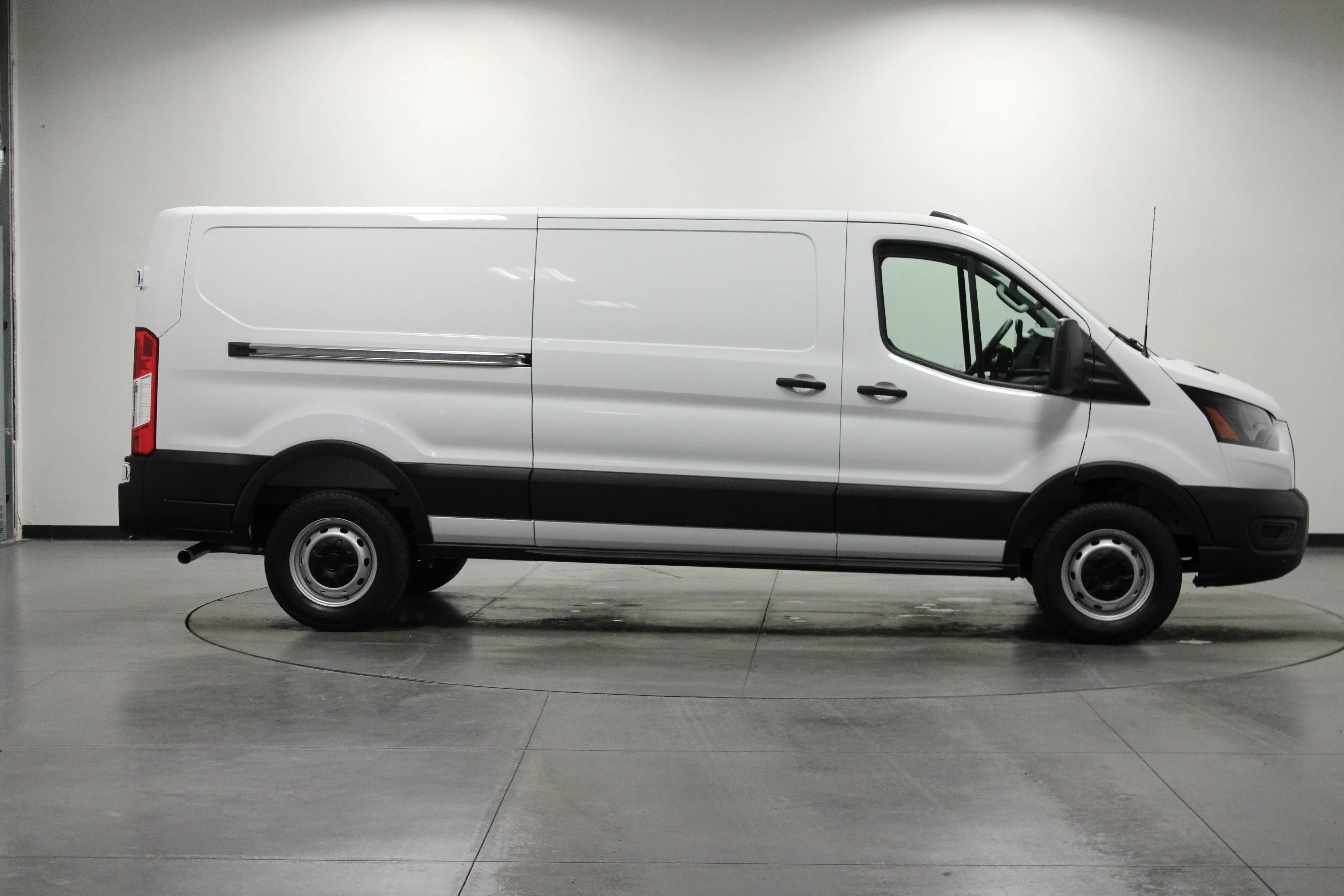 New 2026 Oxford White Ford Cargo Van image 3